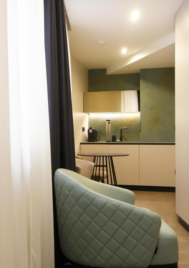 Apartment Grandeur