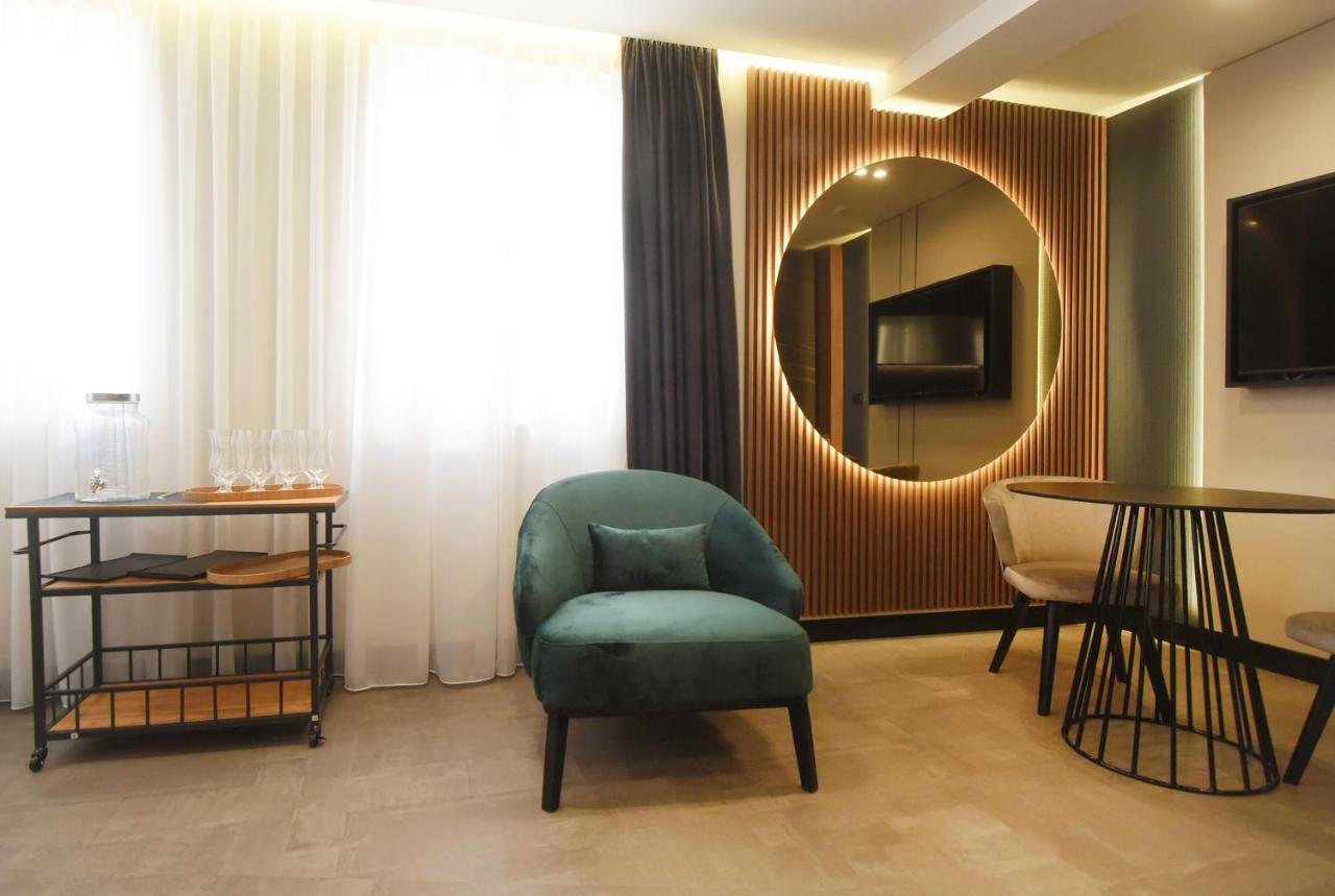 Apartment Grandeur